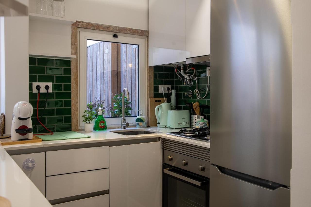 Charming 1 Bedroom Apartment W/ Terrace Near Belem Lisbon Luaran gambar